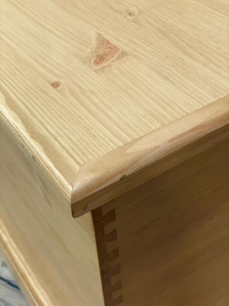 Hand Made Pine Blanket Box, Storage Chest, Trunk, Ottoman, Coffee Table, Toy Box