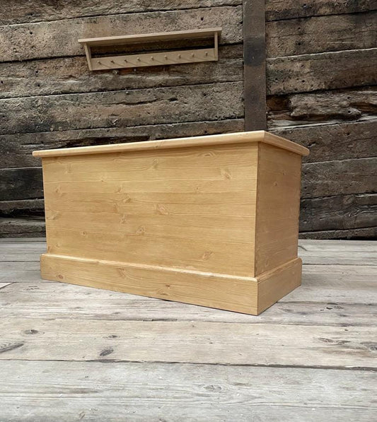Hand Made Pine Blanket Box, Storage Chest, Trunk, Ottoman, Coffee Table, Toy Box