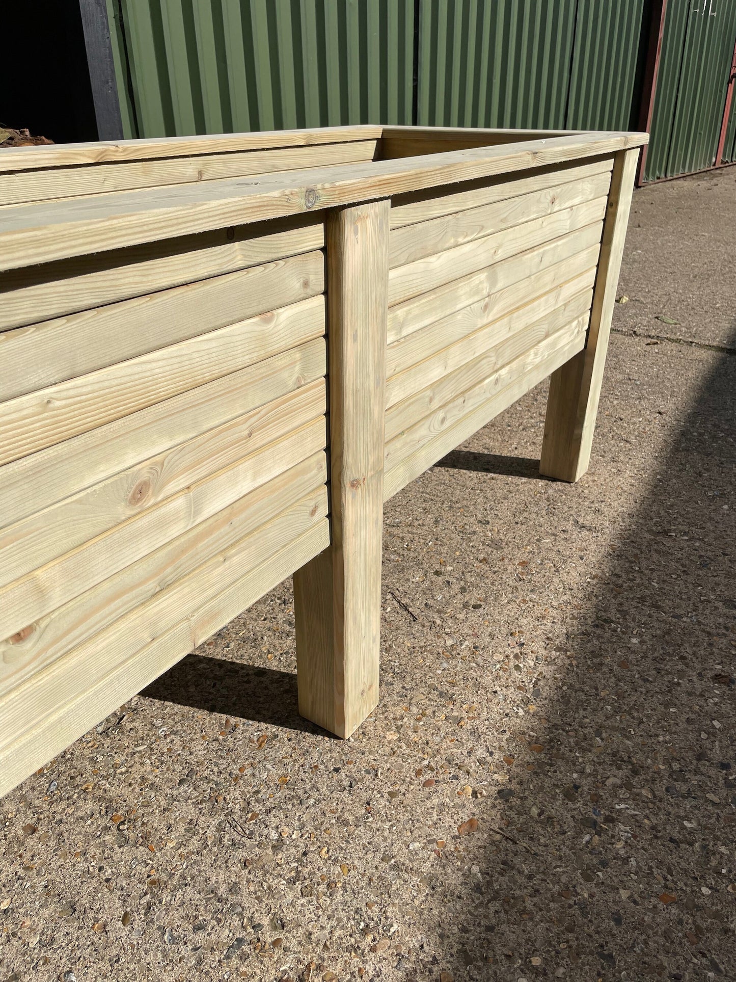 Heavy Duty Harpsden Raised Wooden Planter Trough Fully lined, Garden, Vegatables, Flower, Patio, Screening